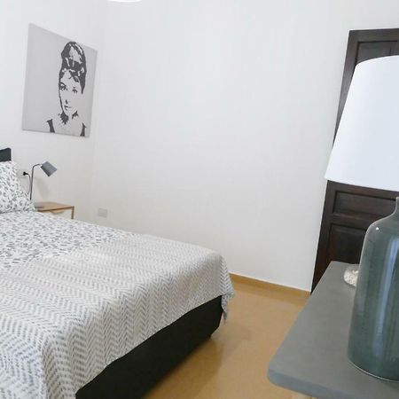 Luxury Manfredi Apartment Salerno Kültér fotó